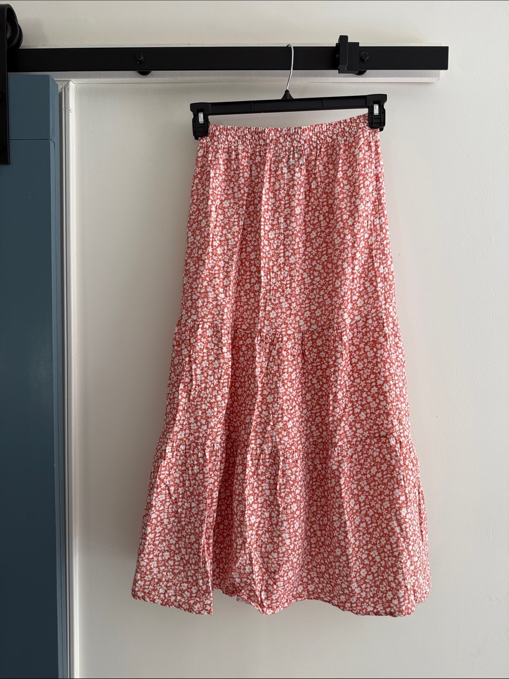Teen Xhilaration Coral Pink Floral Tiered Maxi Skirt